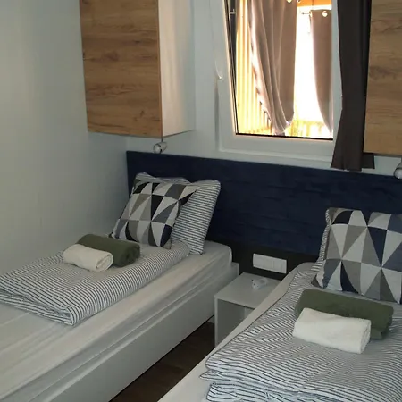 Mobile - Exclusive Campsite Biograd Na Moru