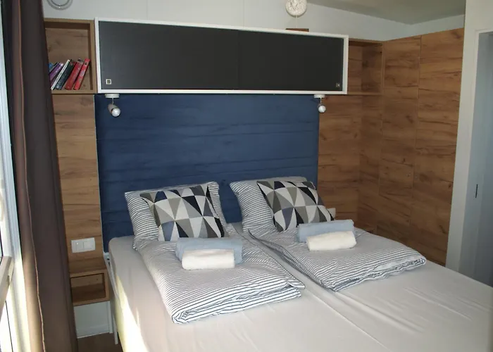 Mobile - Exclusive *